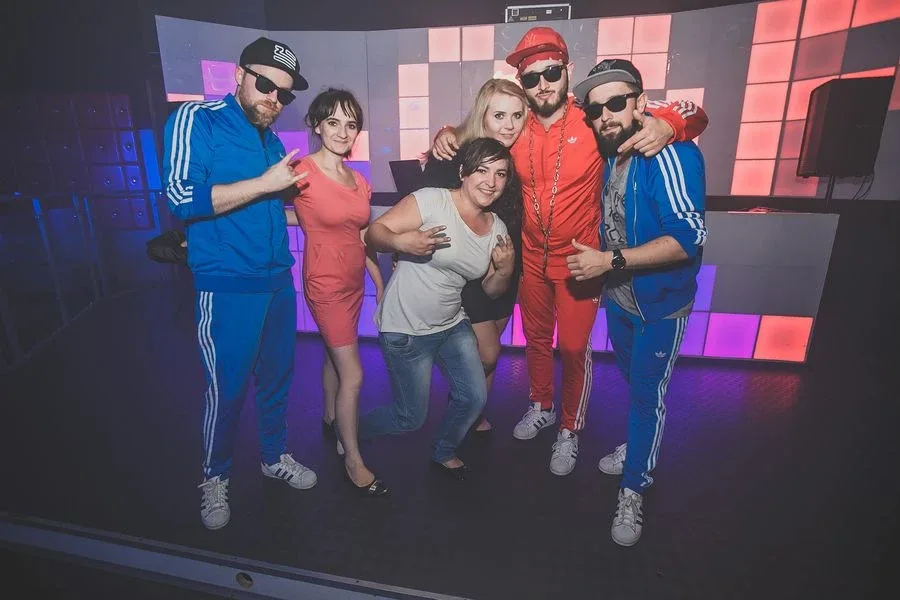 Łobuzy w sypniewskim klubie Capitol (zdjęcia, wideo)