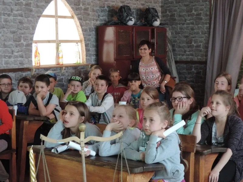 Wycieczka na "Farmę Iluzji" (zdjęcia)