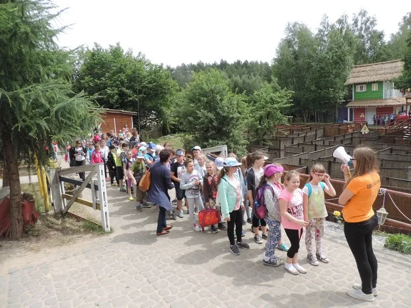 Wycieczka na "Farmę Iluzji" (zdjęcia)