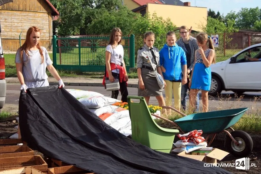 Ruszyły prace nad "Skwerkiem obfitości" (zdjęcia)