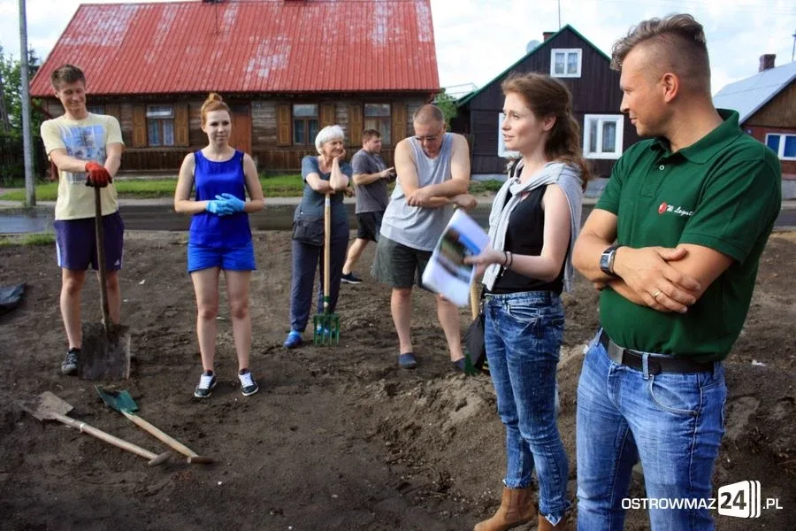 Ruszyły prace nad "Skwerkiem obfitości" (zdjęcia)