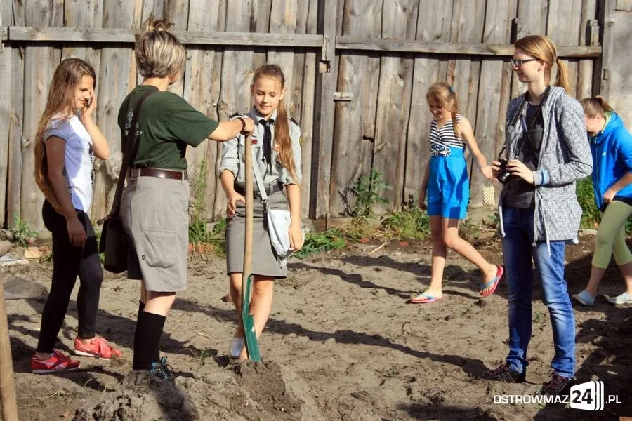 Ruszyły prace nad "Skwerkiem obfitości" (zdjęcia)