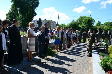 Pamięć o żołnierzach "osiemnastki" (zdjęcia)
