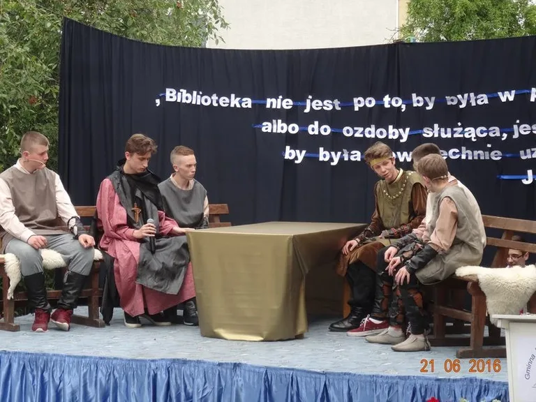 Wąsewo: oficjalne otwarcie biblioteki