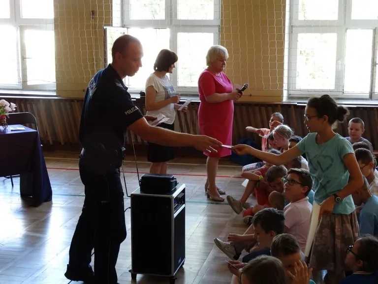 Bezpieczeństwo priorytetem podczas wakacji (zdjęcia)
