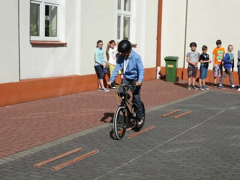Bezpieczeństwo priorytetem podczas wakacji (zdjęcia)
