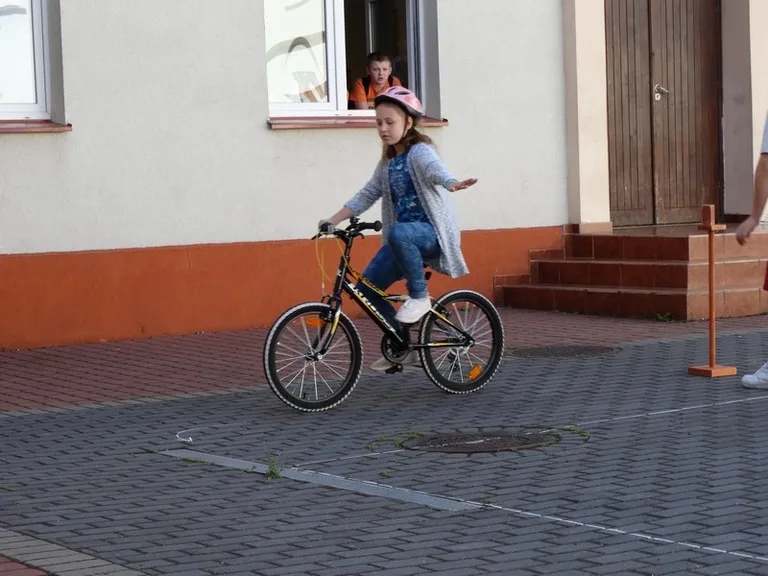 Bezpieczeństwo priorytetem podczas wakacji (zdjęcia)