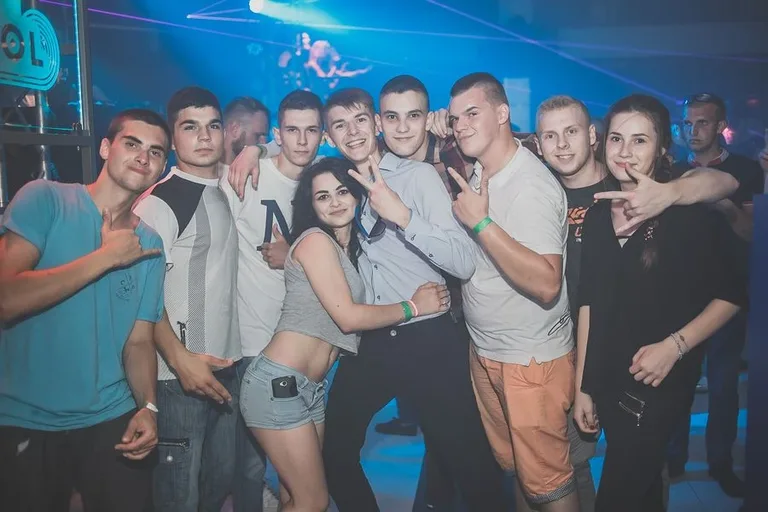 Rozpoczęcie wakacji w klubie Capitol (zdjęcia)