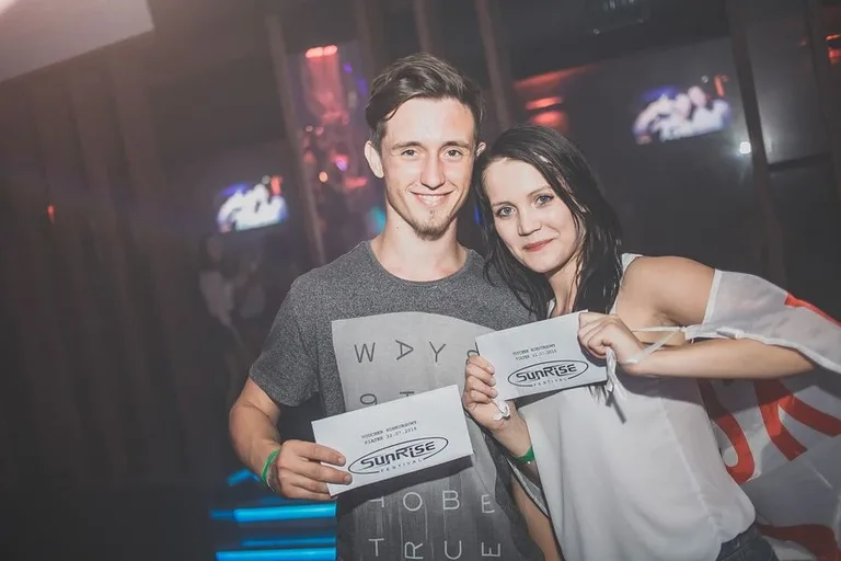 Rozpoczęcie wakacji w klubie Capitol (zdjęcia)