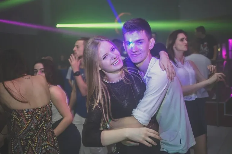 Rozpoczęcie wakacji w klubie Capitol (zdjęcia)