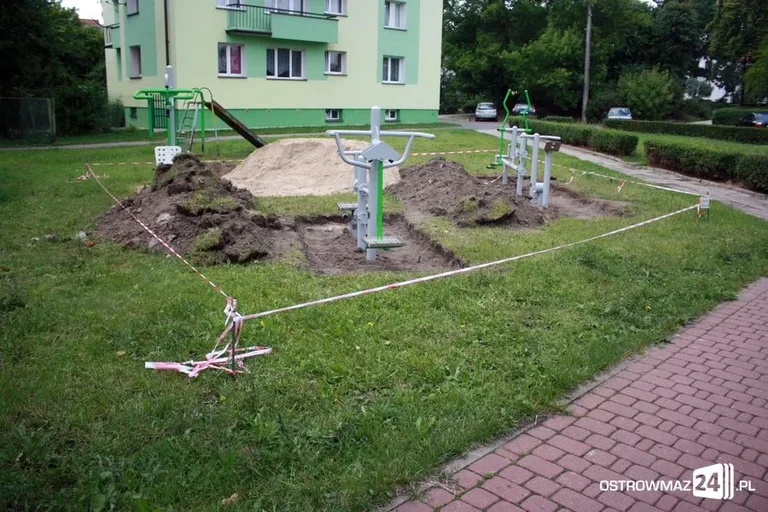 Powstały dwie siłownie pod chmurką (zdjęcia)
