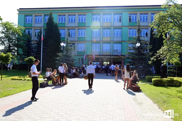 Zakończenie roku szkolnego 2015/2016 (nowe zdjęcia)