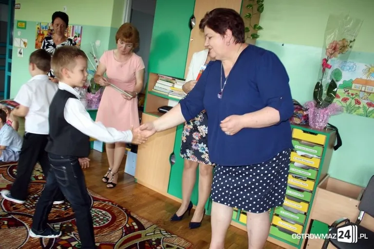Maluchy pożegnały przedszkole (zdjęcia)