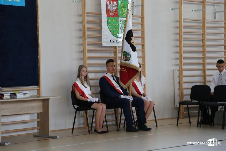 Zakończenie roku szkolnego 2015/2016 (nowe zdjęcia)