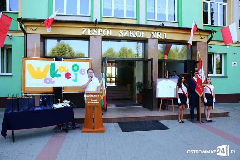 Zakończenie roku szkolnego 2015/2016 (nowe zdjęcia)