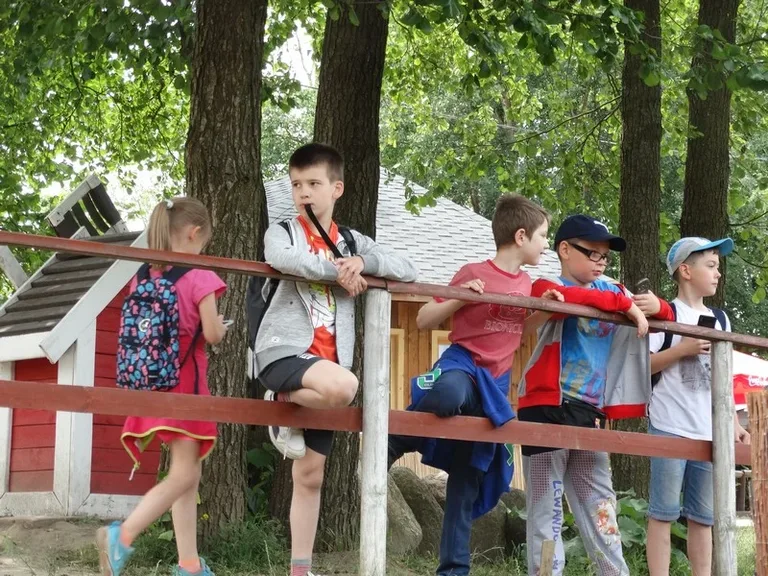 Wycieczka na "Farmę Iluzji" (zdjęcia)