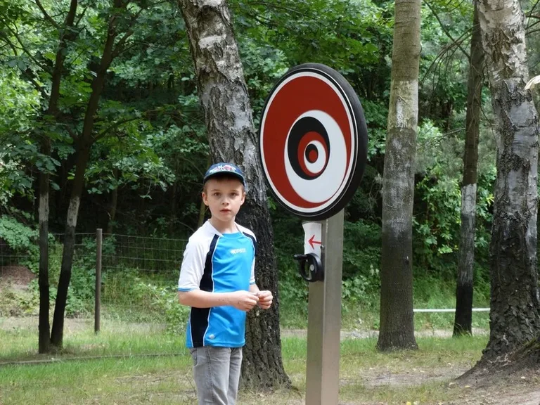Wycieczka na "Farmę Iluzji" (zdjęcia)