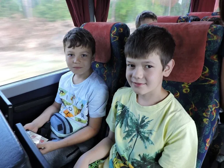 Wycieczka uczniów do Milanówka i Otrębus