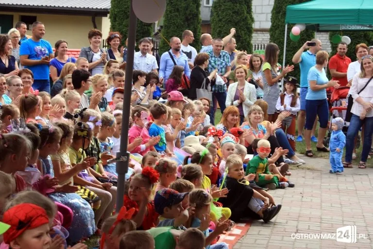 "Kot w butach" w ostrowskim przedszkolu (zdjęcia, wideo)