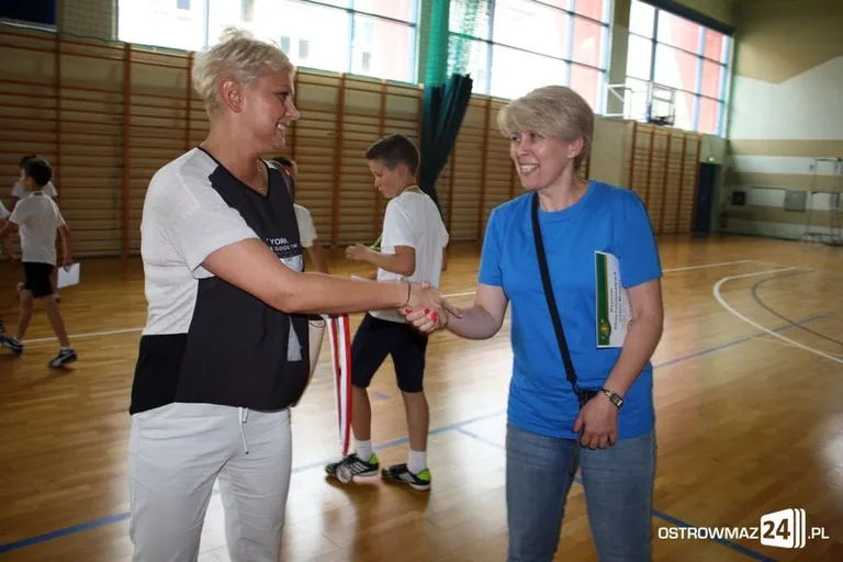 Uczniowie SP nr 2 najlepsi w dwa ognie (zdjęcia)