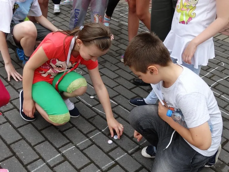 Gry i zabawy naszych rodziców (zdjęcia)
