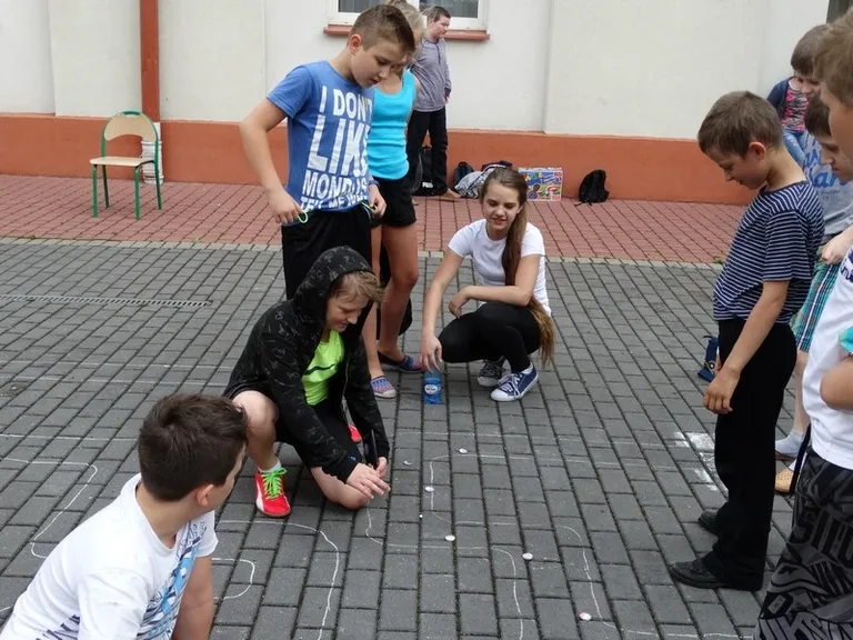 Gry i zabawy naszych rodziców (zdjęcia)
