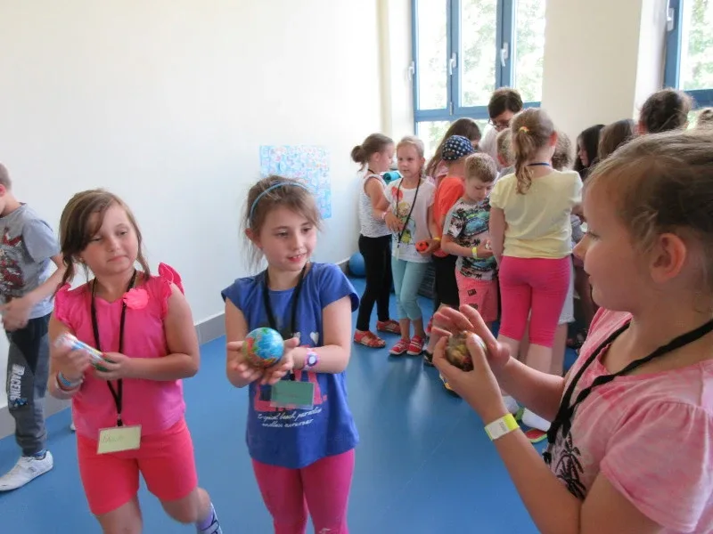 "Bezpieczne wakacje": z wizytą u dzieci (zdjęcia)