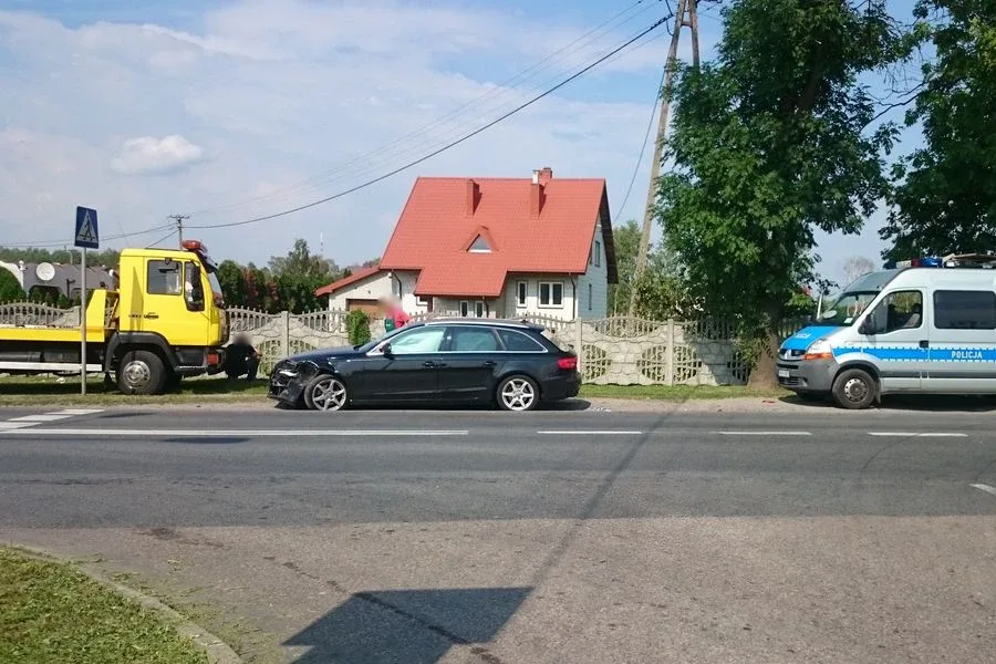 Stłuczka z udziałem ostrowianina (zdjęcia)