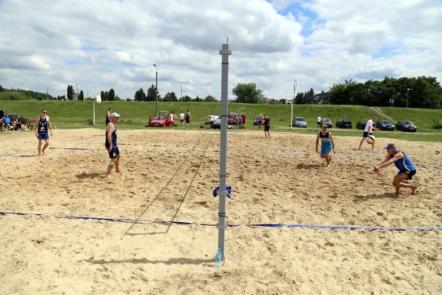 Turniej plażowej piłki siatkowej za nami (zdjęcia)