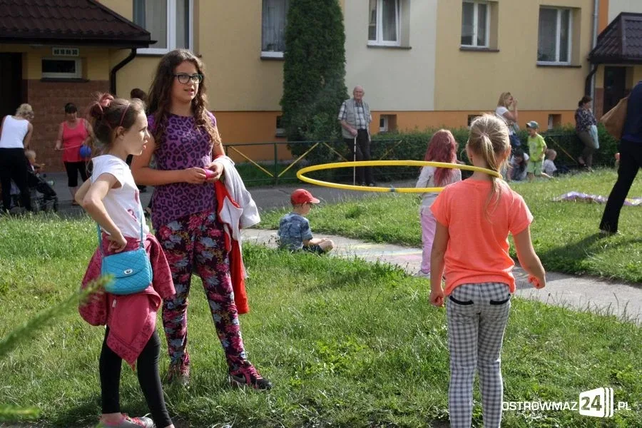 Wakacyjne podwórko rozpoczęło lato w MDK (zdjęcia)