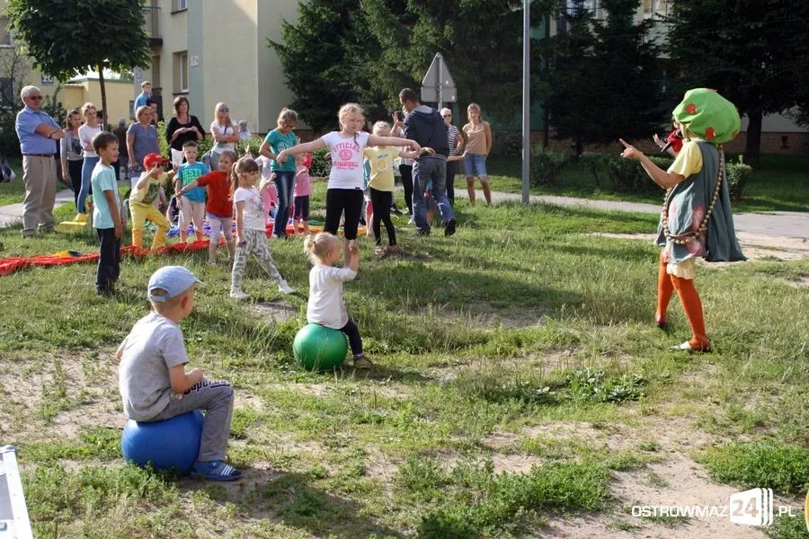 Wakacyjne podwórko rozpoczęło lato w MDK (zdjęcia)