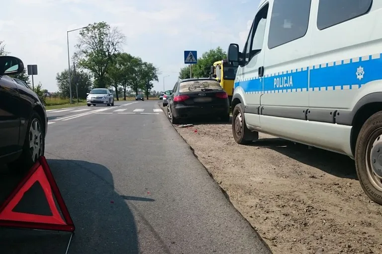Stłuczka z udziałem ostrowianina (zdjęcia)
