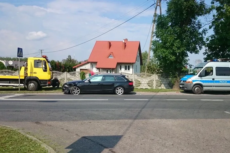 Stłuczka z udziałem ostrowianina (zdjęcia)