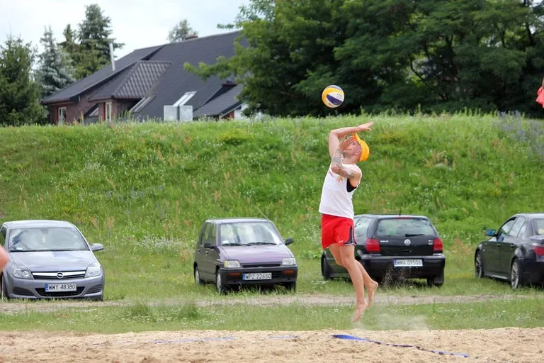Turniej plażowej piłki siatkowej za nami (zdjęcia)