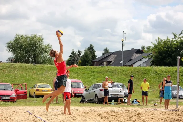 Turniej plażowej piłki siatkowej za nami (zdjęcia)