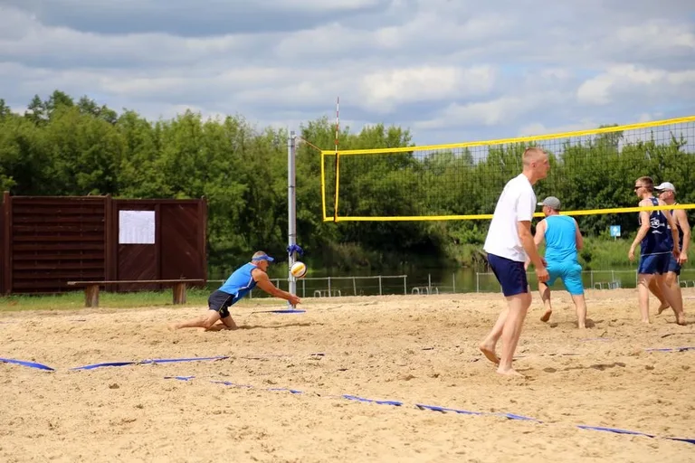 Turniej plażowej piłki siatkowej za nami (zdjęcia)