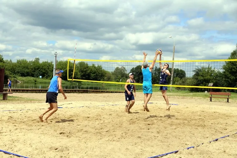 Turniej plażowej piłki siatkowej za nami (zdjęcia)