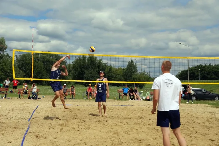 Turniej plażowej piłki siatkowej za nami (zdjęcia)