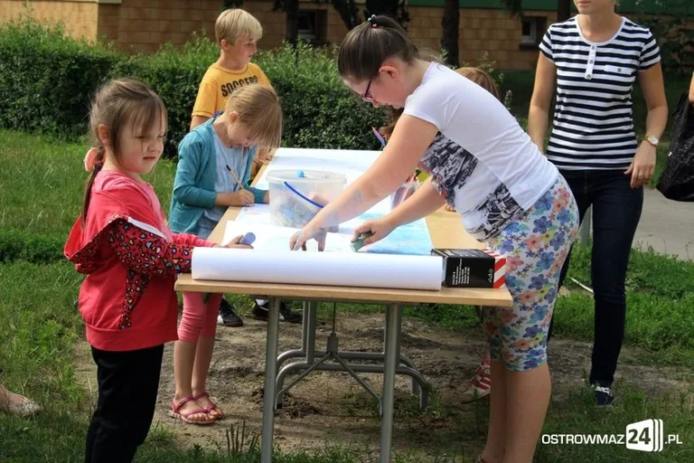 Wakacyjne podwórko rozpoczęło lato w MDK (zdjęcia)