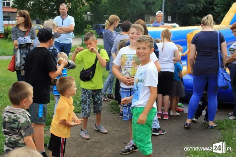 Wakacyjne podwórko rozpoczęło lato w MDK (zdjęcia)