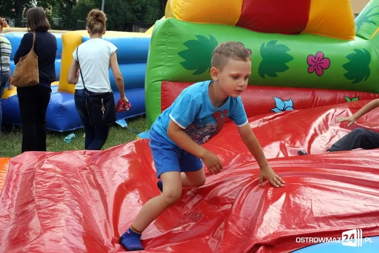 Wakacyjne podwórko rozpoczęło lato w MDK (zdjęcia)