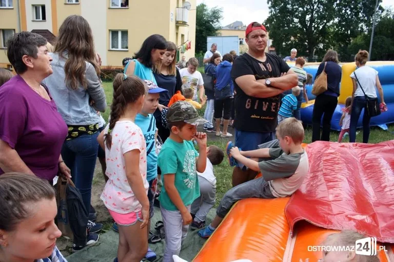 Wakacyjne podwórko rozpoczęło lato w MDK (zdjęcia)