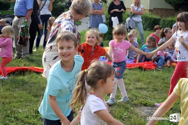 Wakacyjne podwórko rozpoczęło lato w MDK (zdjęcia)