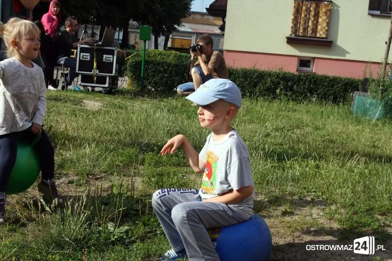 Wakacyjne podwórko rozpoczęło lato w MDK (zdjęcia)