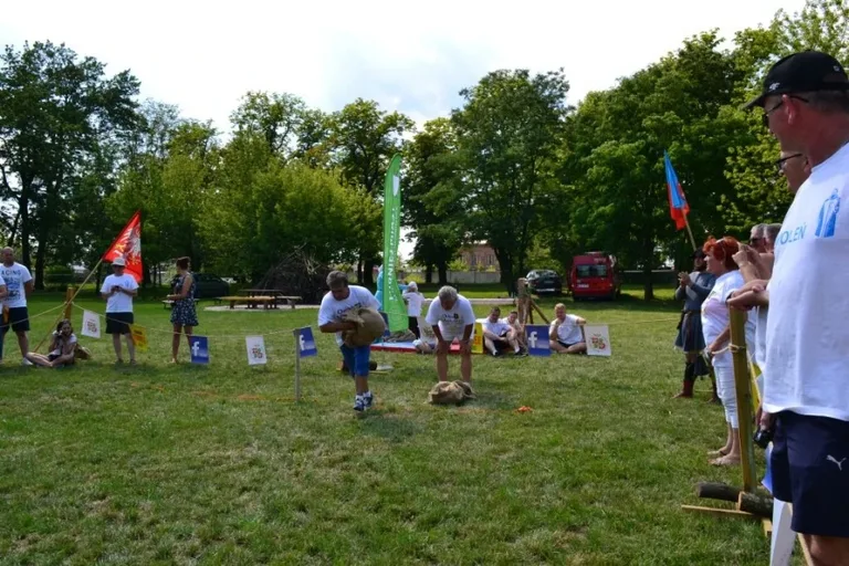 Turniej miast: Ostrów walczyła w Sannikach (zdjęcia)