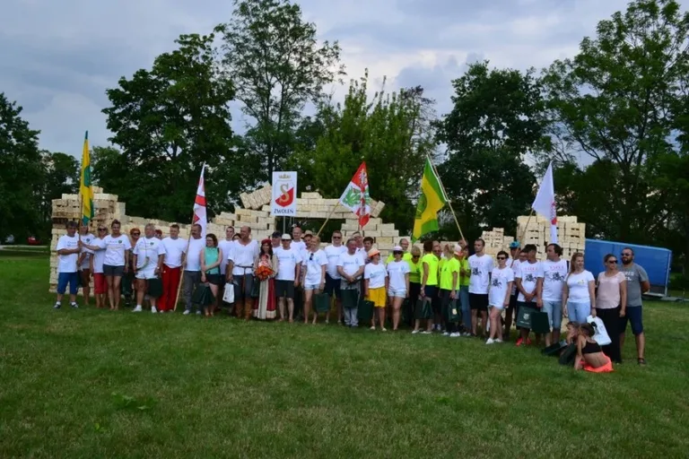Turniej miast: Ostrów walczyła w Sannikach (zdjęcia)