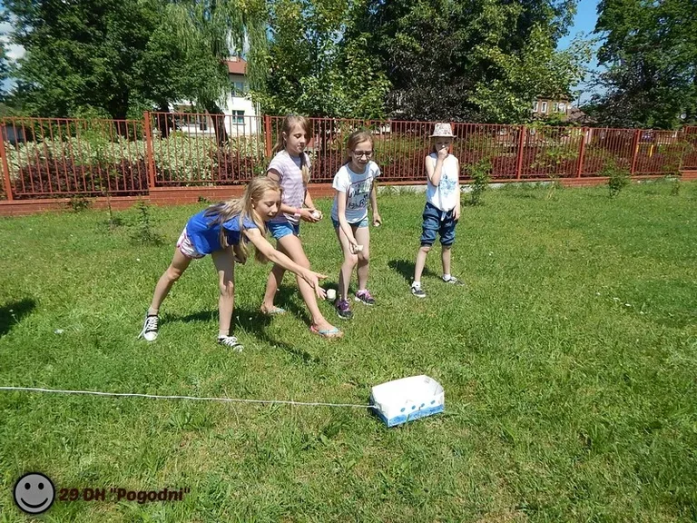 Wakacje w szkole? Czemu nie! (zdjęcia)