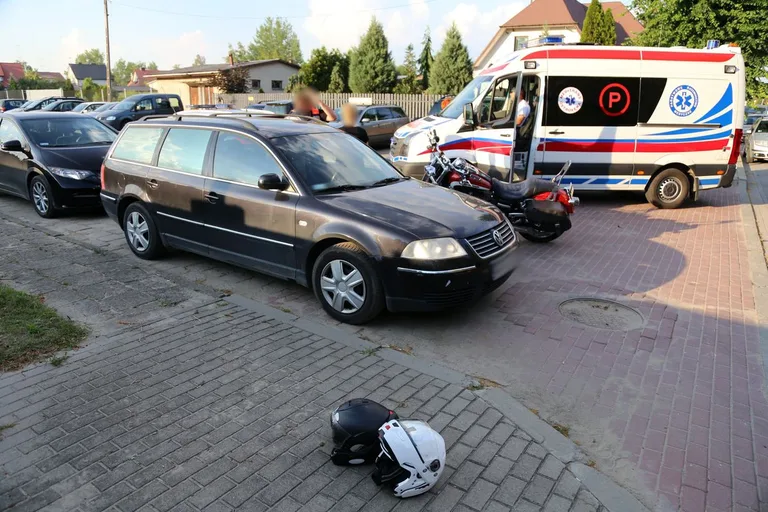 Stłuczka osobówki z harleyem w Broku (zdjęcia)
