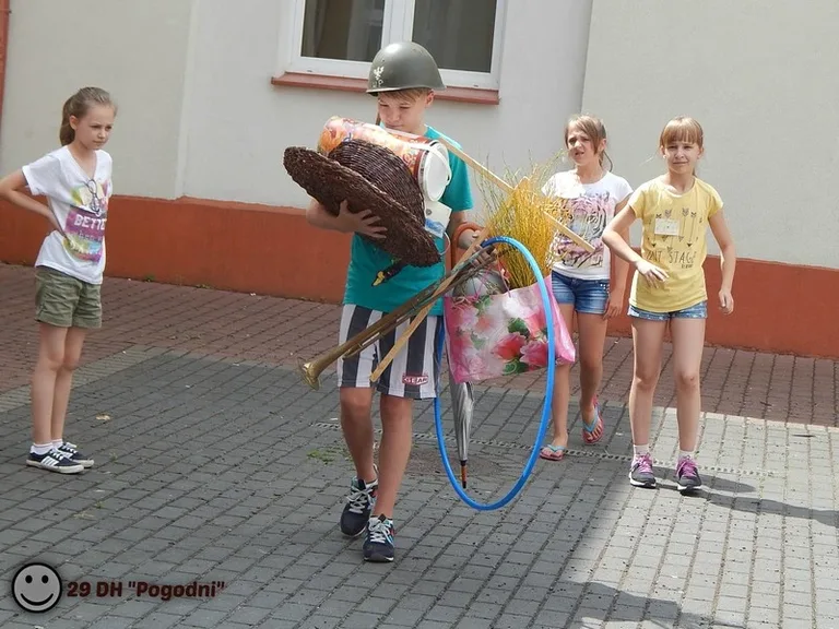 Wakacje w szkole? Czemu nie! (zdjęcia)