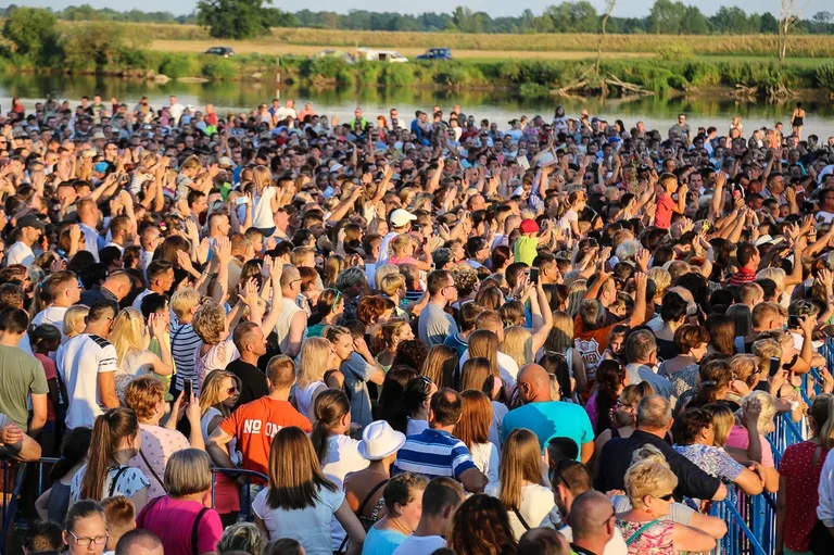 Koncert zespołu Akcent w Broku (zdjęcia, wideo)